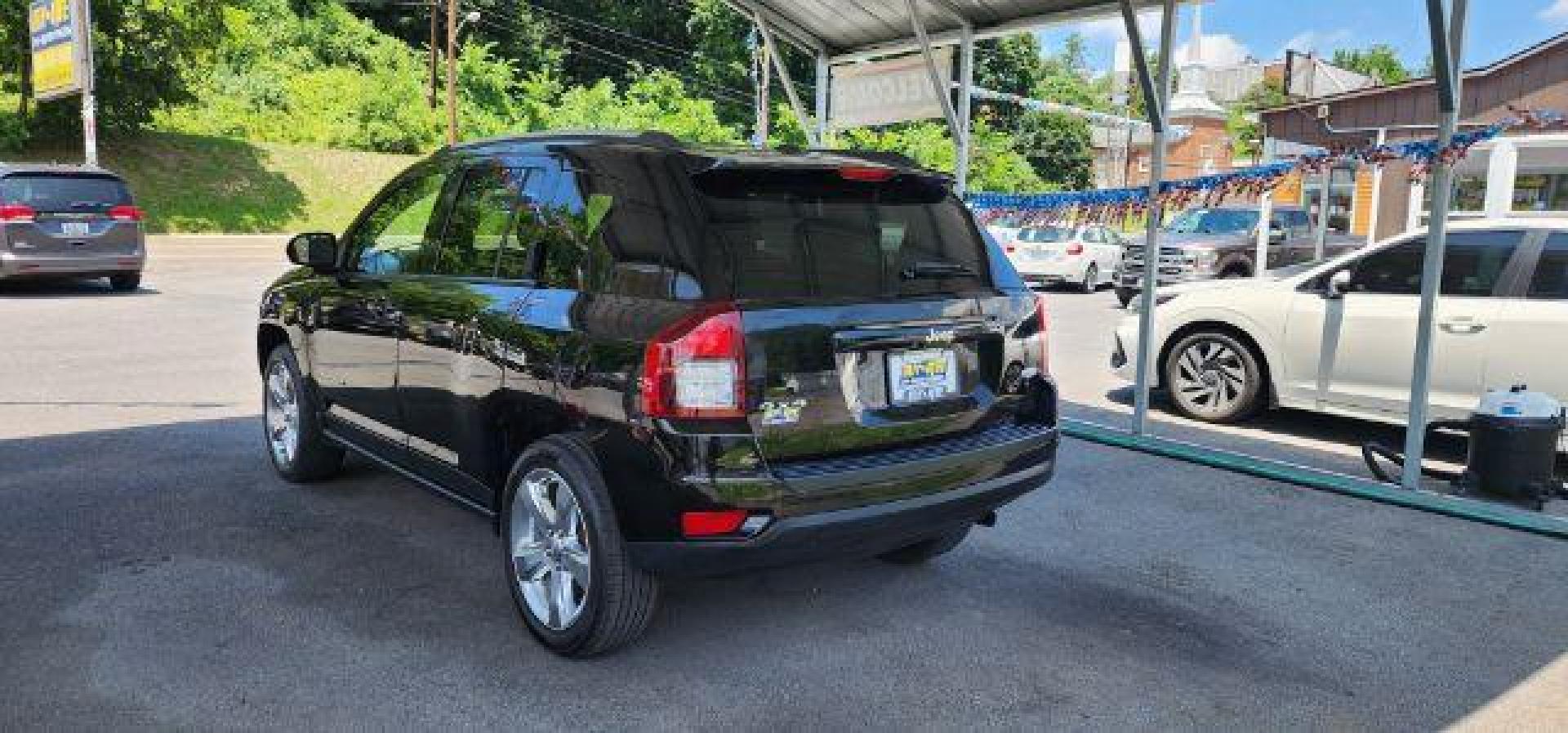 2016 BLACK /Leather JEEP COMPASS LATT (1C4NJDEB9GD) with an 2.4L 4 engine, CVT transmission, located at 353 S. Mineral St., Keyser, WV, 26726, (304) 788-7887, 39.436451, -78.981674 - Photo#8