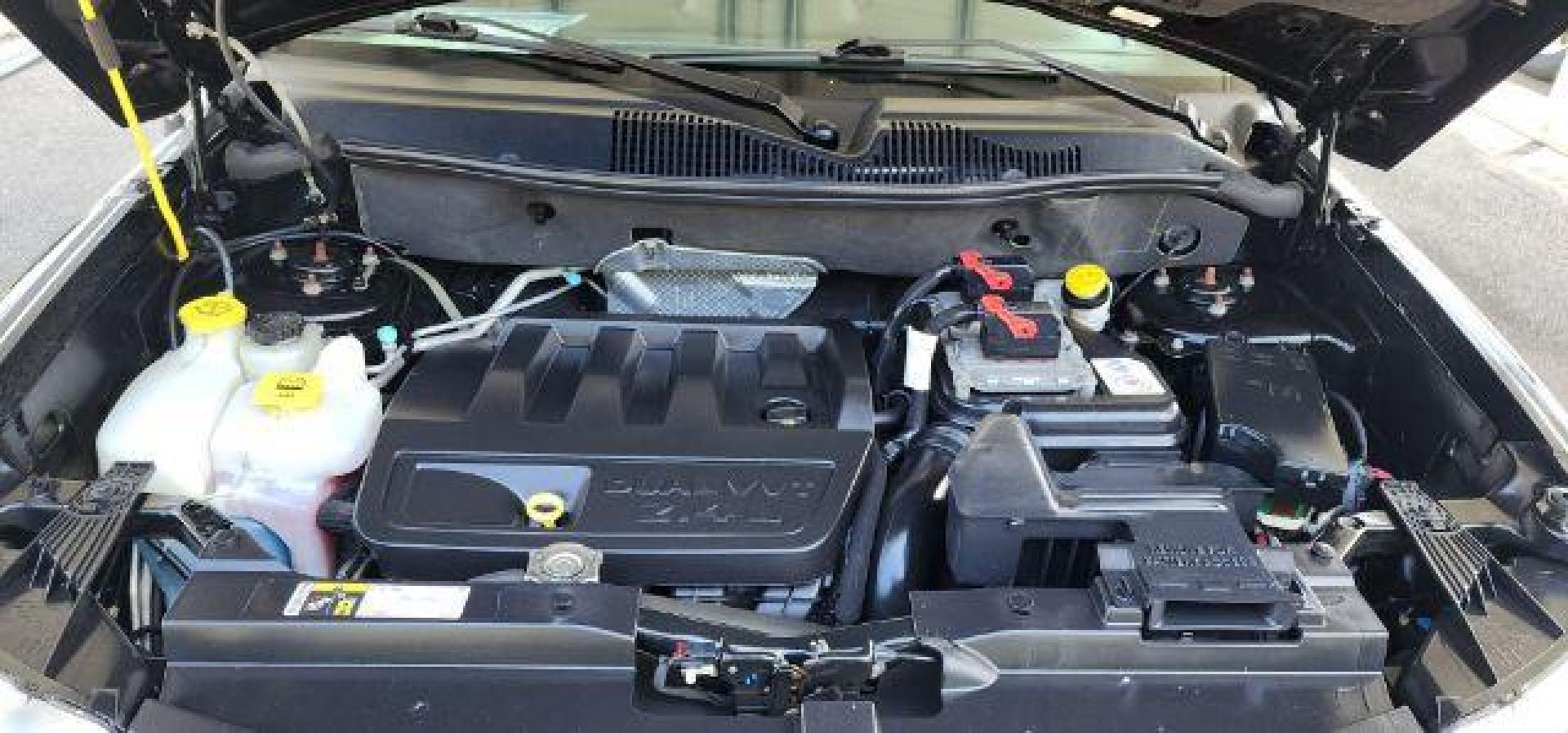 2016 BLACK /Leather JEEP COMPASS LATT (1C4NJDEB9GD) with an 2.4L 4 engine, CVT transmission, located at 353 S. Mineral St., Keyser, WV, 26726, (304) 788-7887, 39.436451, -78.981674 - Photo#15