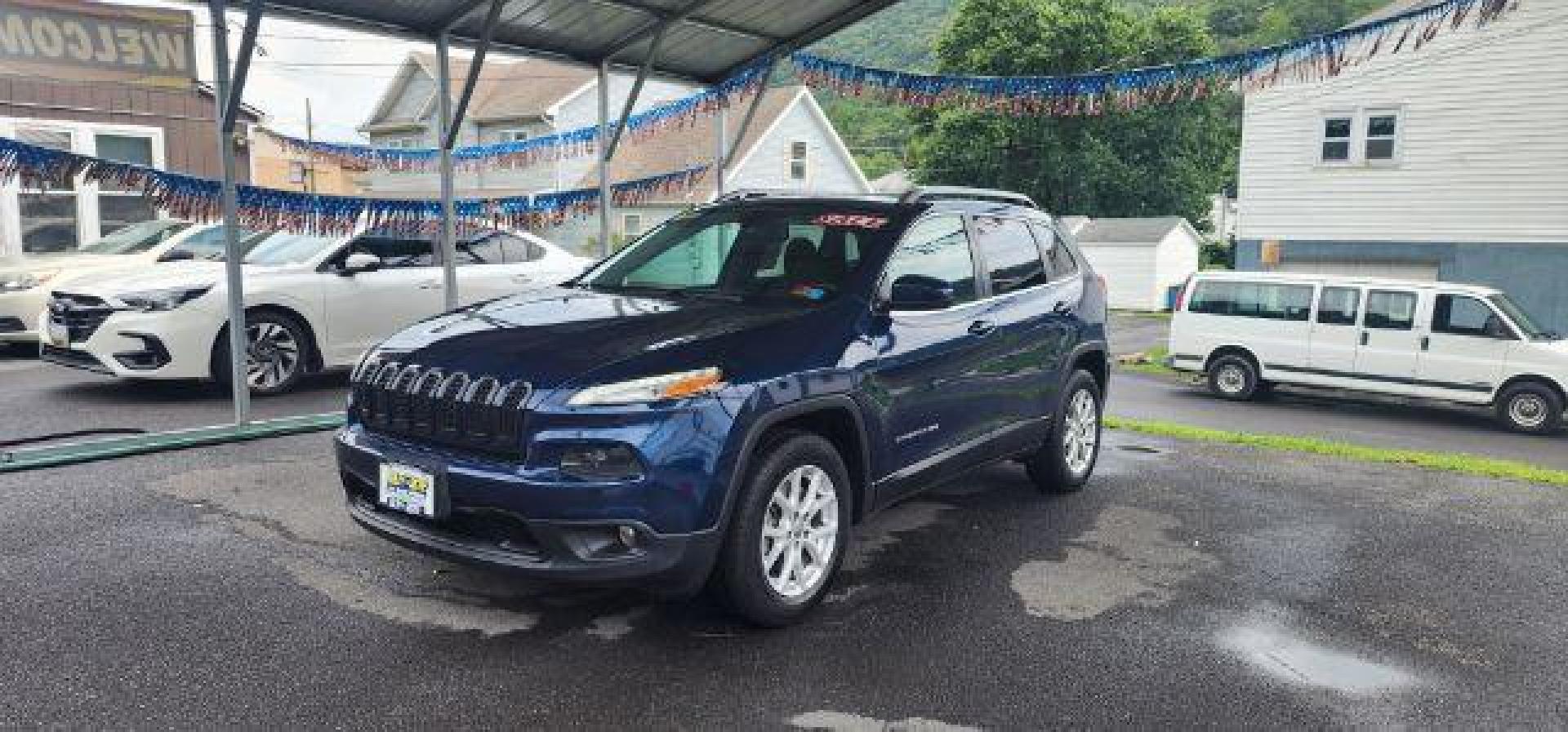 2018 BLUE /Black Jeep Cherokee Latitude Plus 4x4 (1C4PJMLX1JD) with an 3.2L V6 engine, AT transmission, located at 353 S. Mineral St., Keyser, WV, 26726, (304) 788-7887, 39.436451, -78.981674 - Photo#2