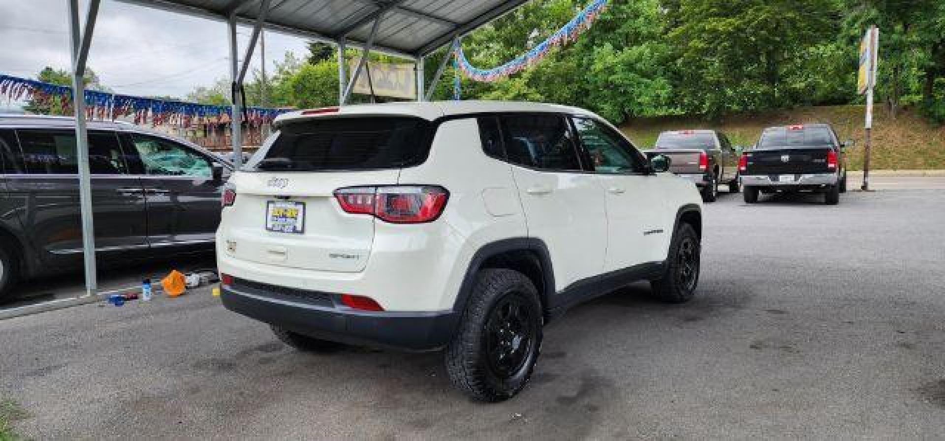 2018 WHITE /Black Jeep Compass Sport 4x4 (3C4NJDAB6JT) with an 2.4L L4 engine, AT transmission, located at 353 S. Mineral St., Keyser, WV, 26726, (304) 788-7887, 39.436451, -78.981674 - Photo#10