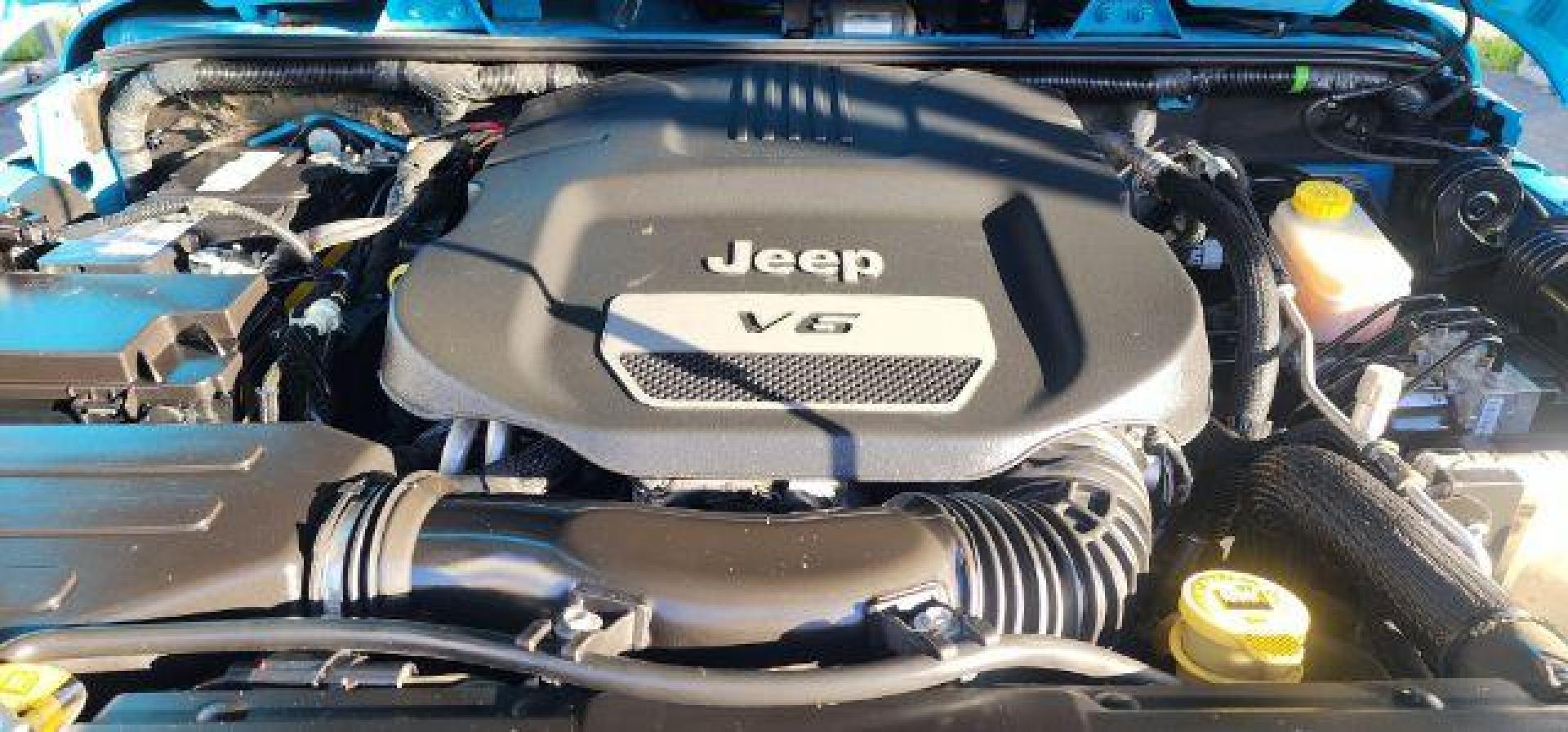 2018 BLUE /Cloth JEEP WRANGLER Unlimited Sahara 4 Door (1C4BJWEG2JL) with an 3.6L V6 engine, AT transmission, located at 353 S. Mineral St., Keyser, WV, 26726, (304) 788-7887, 39.436451, -78.981674 - Photo#15
