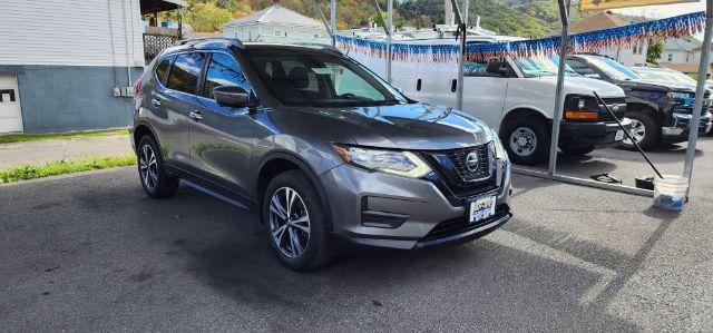 photo of 2019 Nissan Rogue SV