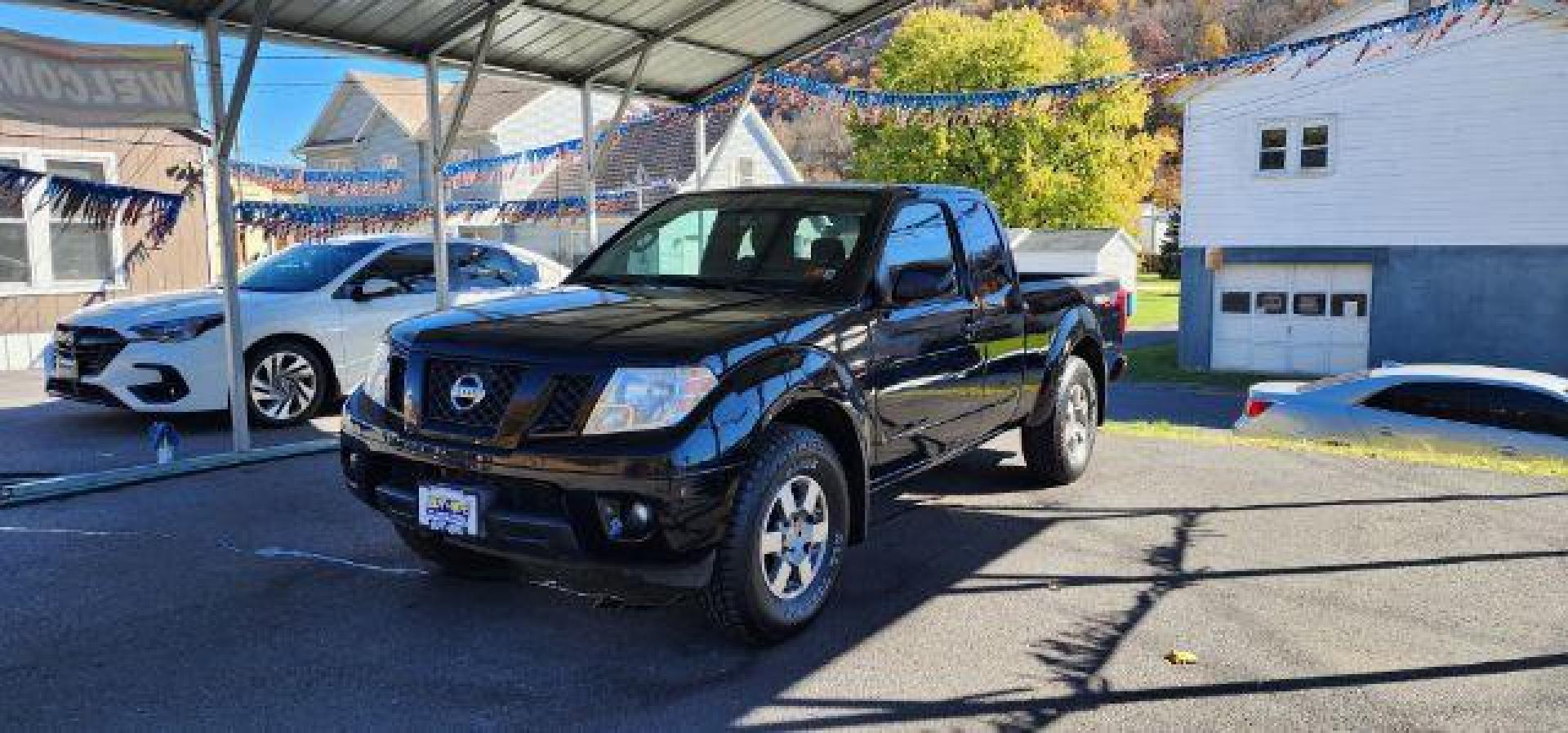 2012 BLACK /Charcoal, cloth Nissan Frontier PRO-4X (1N6AD0CWXCC) with an 4.0 V6 engine, 6 Speed transmission, located at 353 S. Mineral St., Keyser, WV, 26726, (304) 788-7887, 39.436451, -78.981674 - Photo#2