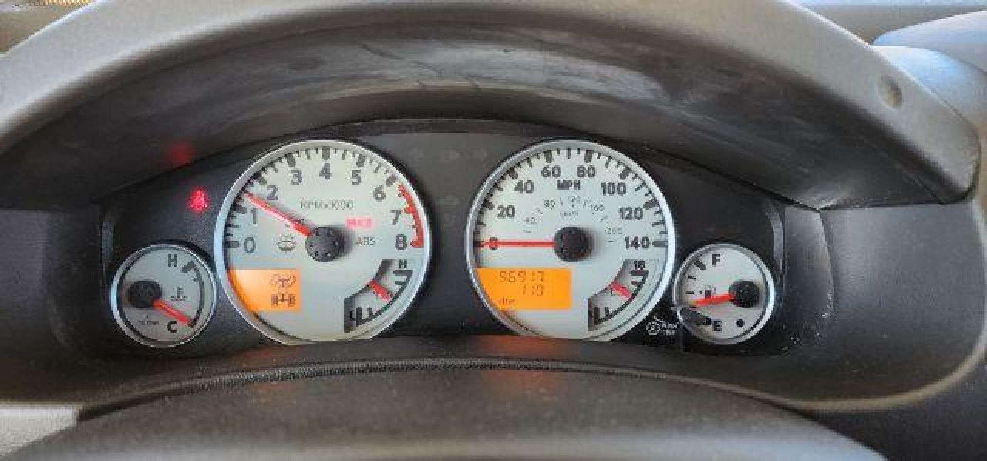 2012 BLACK /Charcoal, cloth Nissan Frontier PRO-4X (1N6AD0CWXCC) with an 4.0 V6 engine, 6 Speed transmission, located at 353 S. Mineral St., Keyser, WV, 26726, (304) 788-7887, 39.436451, -78.981674 - Photo#6