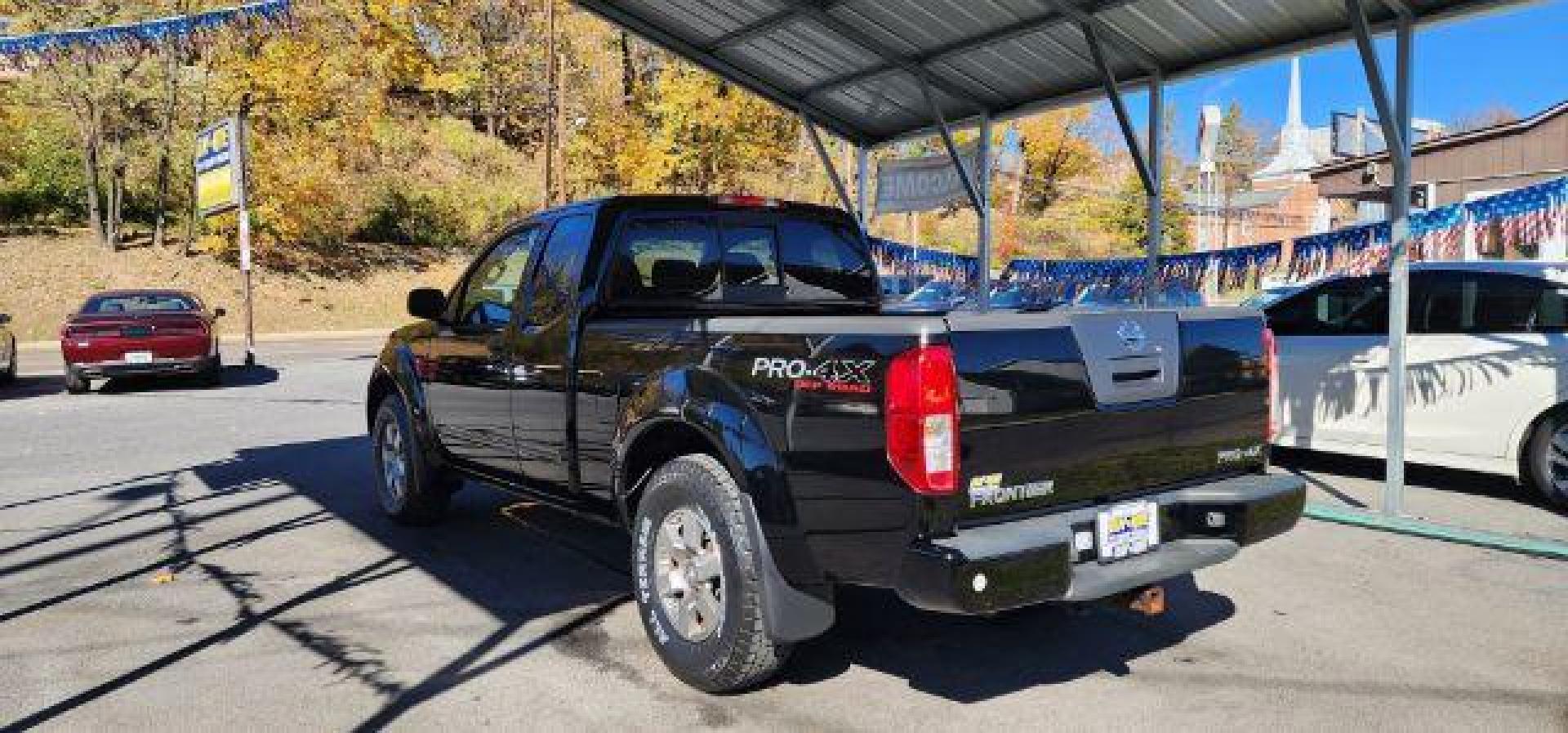 2012 BLACK /Charcoal, cloth Nissan Frontier PRO-4X (1N6AD0CWXCC) with an 4.0 V6 engine, 6 Speed transmission, located at 353 S. Mineral St., Keyser, WV, 26726, (304) 788-7887, 39.436451, -78.981674 - Photo#7