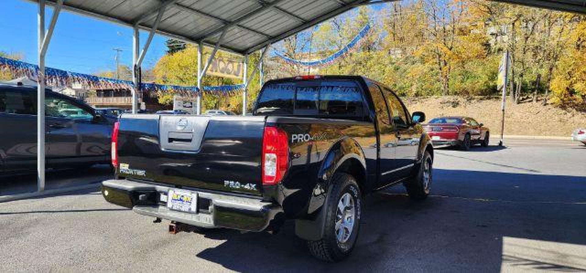 2012 BLACK /Charcoal, cloth Nissan Frontier PRO-4X (1N6AD0CWXCC) with an 4.0 V6 engine, 6 Speed transmission, located at 353 S. Mineral St., Keyser, WV, 26726, (304) 788-7887, 39.436451, -78.981674 - Photo#10