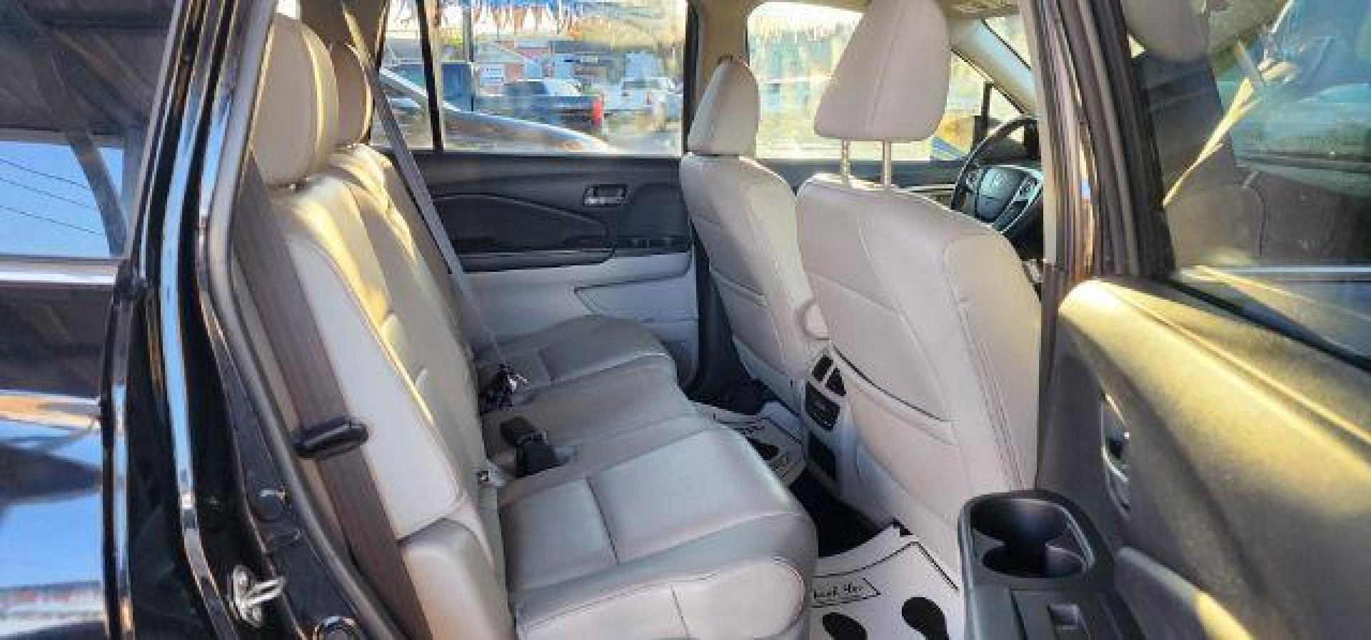 2017 BLACK /Gray Honda Pilot EX-L (5FNYF6H59HB) with an 3.5L V6 engine, AT transmission, located at 353 S. Mineral St., Keyser, WV, 26726, (304) 788-7887, 39.436451, -78.981674 - Photo#15