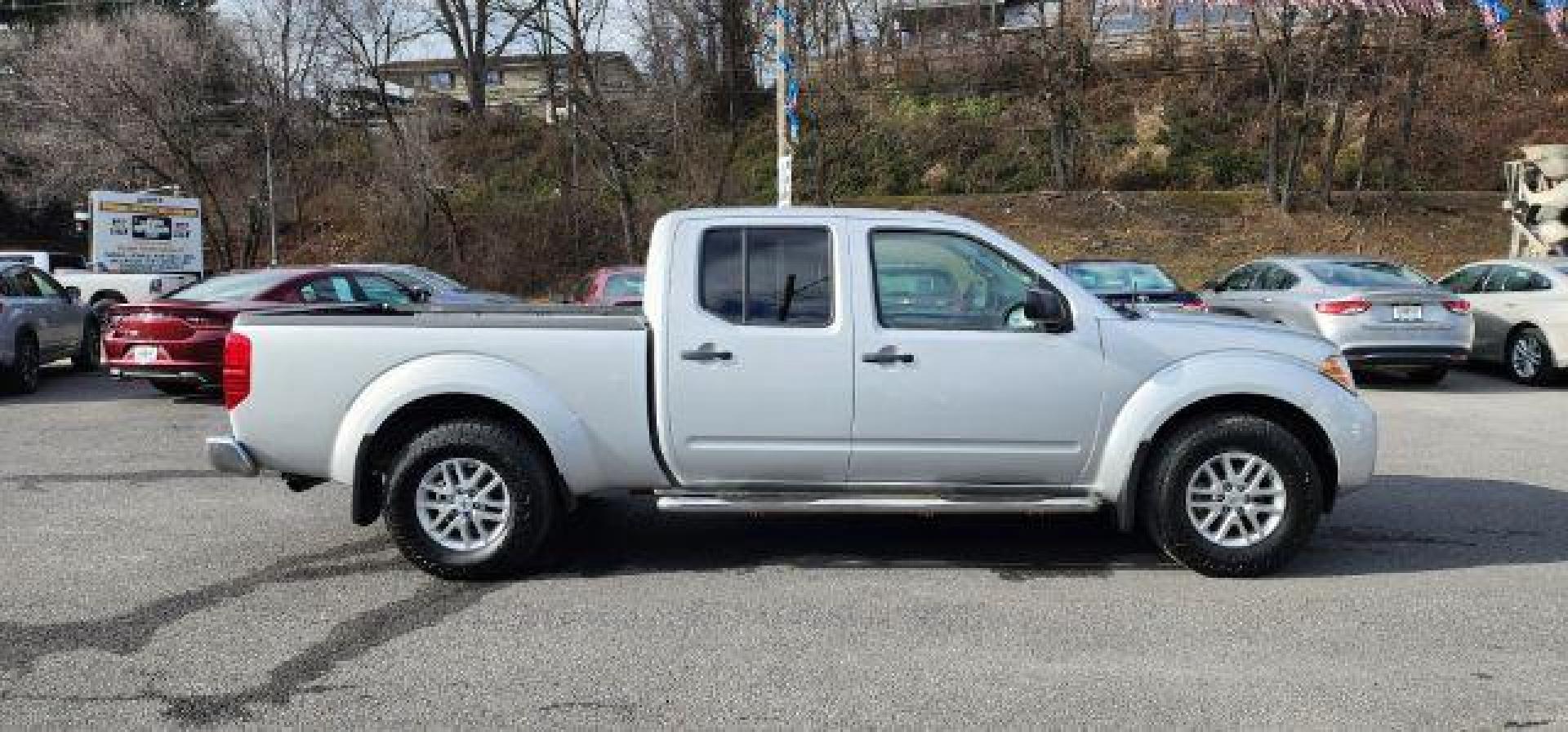 2017 SILVER /Steel Nissan Frontier SV (1N6AD0FV8HN) with an 4.0 V6 engine, AT transmission, located at 353 S. Mineral St., Keyser, WV, 26726, (304) 788-7887, 39.436451, -78.981674 - Photo#12