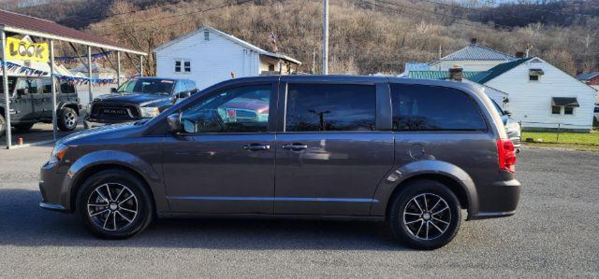 2019 GRAY /Black Dodge Grand Caravan GT (2C4RDGEG5KR) with an 3.6L V6 engine, AT transmission, located at 353 S. Mineral St., Keyser, WV, 26726, (304) 788-7887, 39.436451, -78.981674 - Photo#2