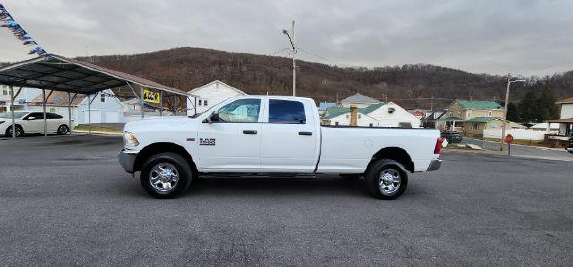 2016 WHITE /Diesel Gray/Black Ram 2500 Tradesman (3C6UR5HJ6GG) with an 6.4 HEMI V8 engine, AT transmission, located at 353 S. Mineral St., Keyser, WV, 26726, (304) 788-7887, 39.436451, -78.981674 - Photo#3