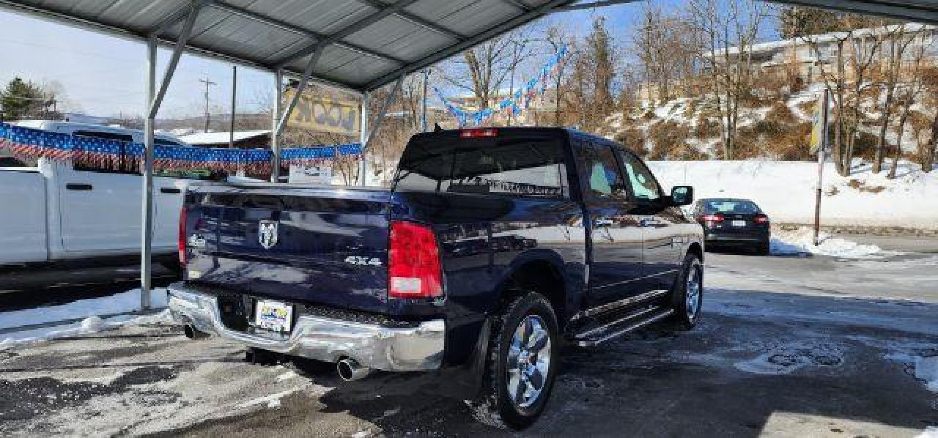 2018 BLUE /Diesel Gray/Black Ram 1500 Big Horn Crew Cab 4x4 5'7 Box (1C6RR7LT5JS) with an HEMI 5.7L V-8 variable valve control engine, AT transmission, located at 353 S. Mineral St., Keyser, WV, 26726, (304) 788-7887, 39.436451, -78.981674 - Photo#11