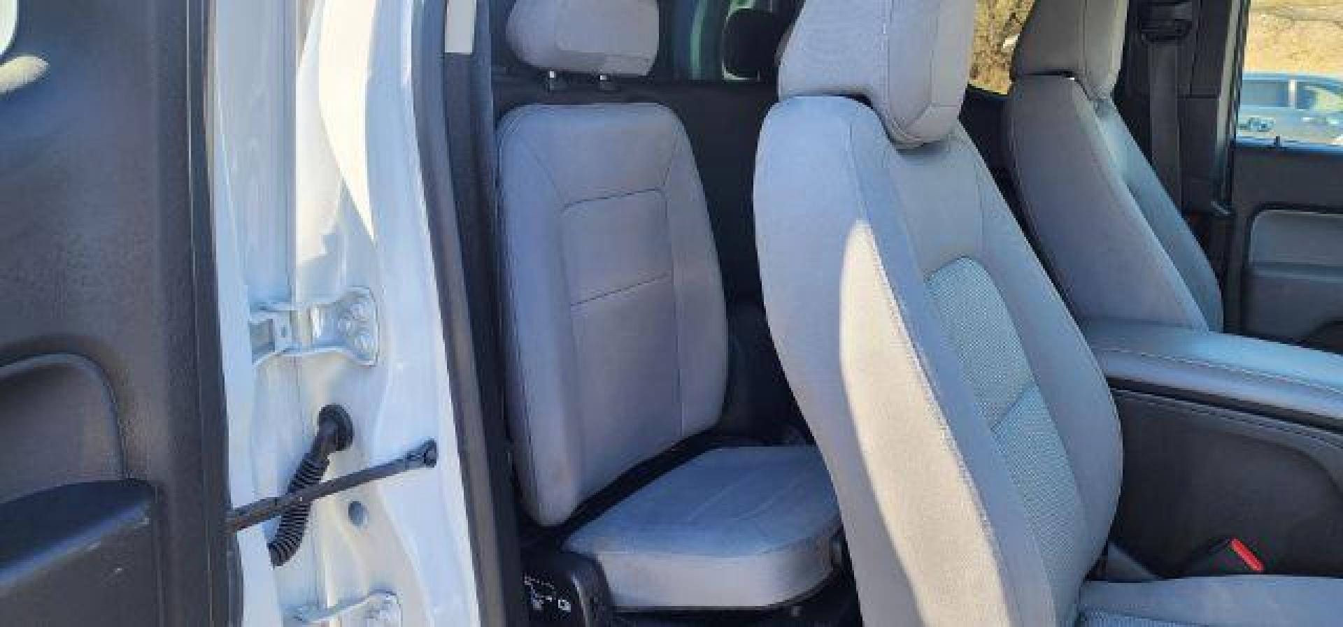 2017 WHITE /Jet Black/Dark Ash Chevrolet Colorado LT (1GCHTCEN5H1) with an 2.5 L4 engine, AT transmission, located at 353 S. Mineral St., Keyser, WV, 26726, (304) 788-7887, 39.436451, -78.981674 - Photo#14