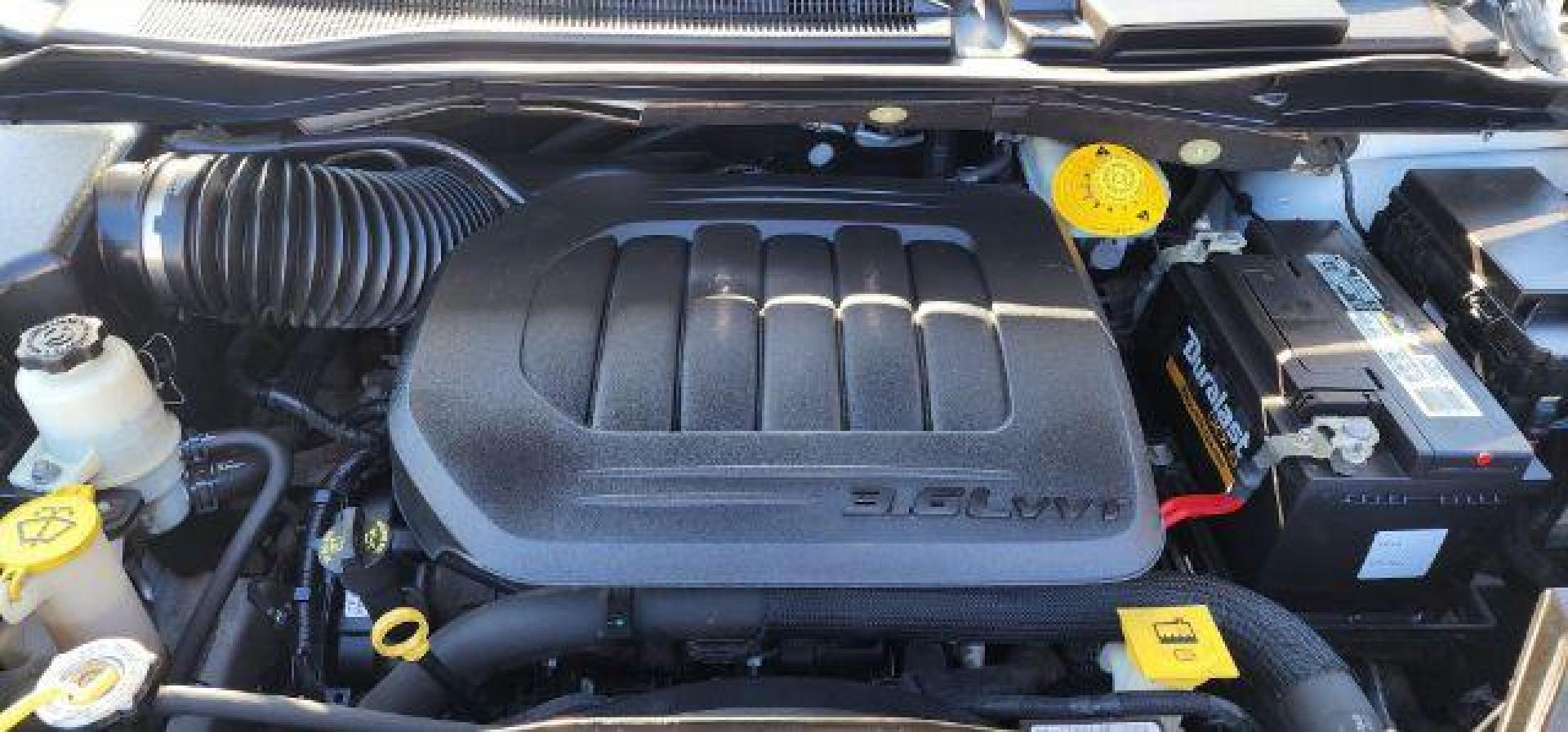 2020 WHITE /Black Dodge Grand Caravan SXT (2C4RDGCG8LR) with an 3.6L V6 engine, AT transmission, located at 353 S. Mineral St., Keyser, WV, 26726, (304) 788-7887, 39.436451, -78.981674 - Photo#15