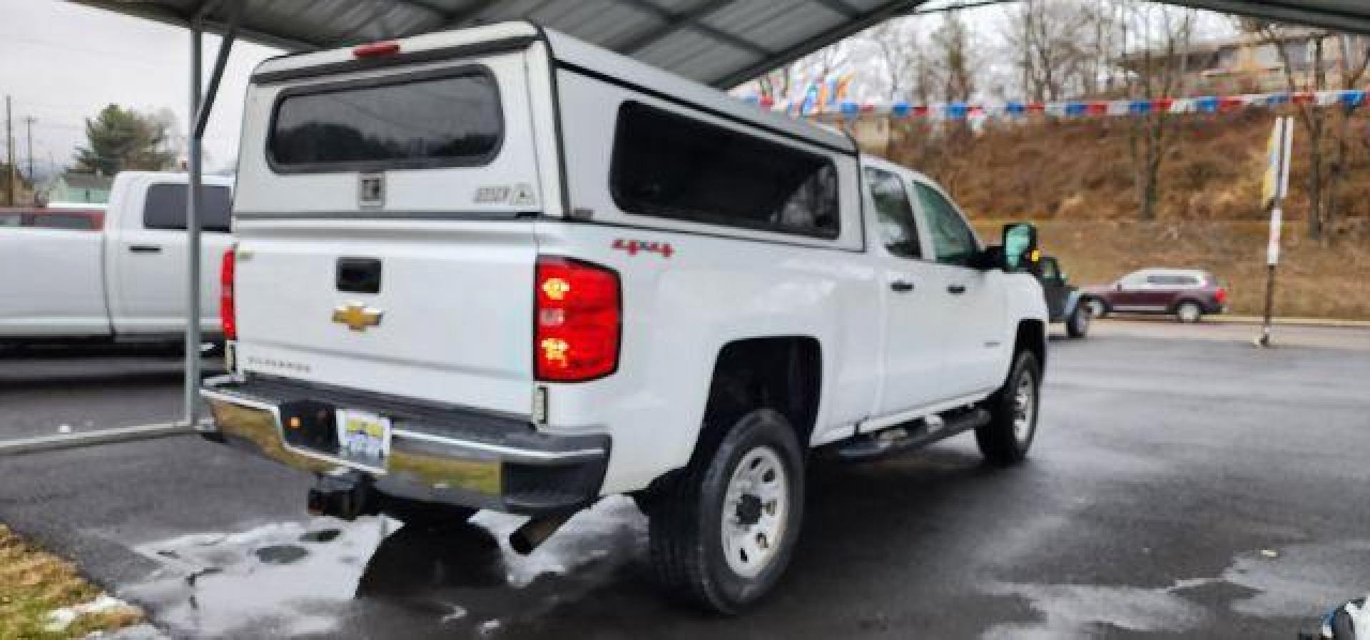 2017 WHITE /Dark Ash/Jet Black Chevrolet Silverado 2500HD WT (1GC2KUEG6HZ) with an 6.0L V8 engine, AT transmission, located at 353 S. Mineral St., Keyser, WV, 26726, (304) 788-7887, 39.436451, -78.981674 - Photo#11