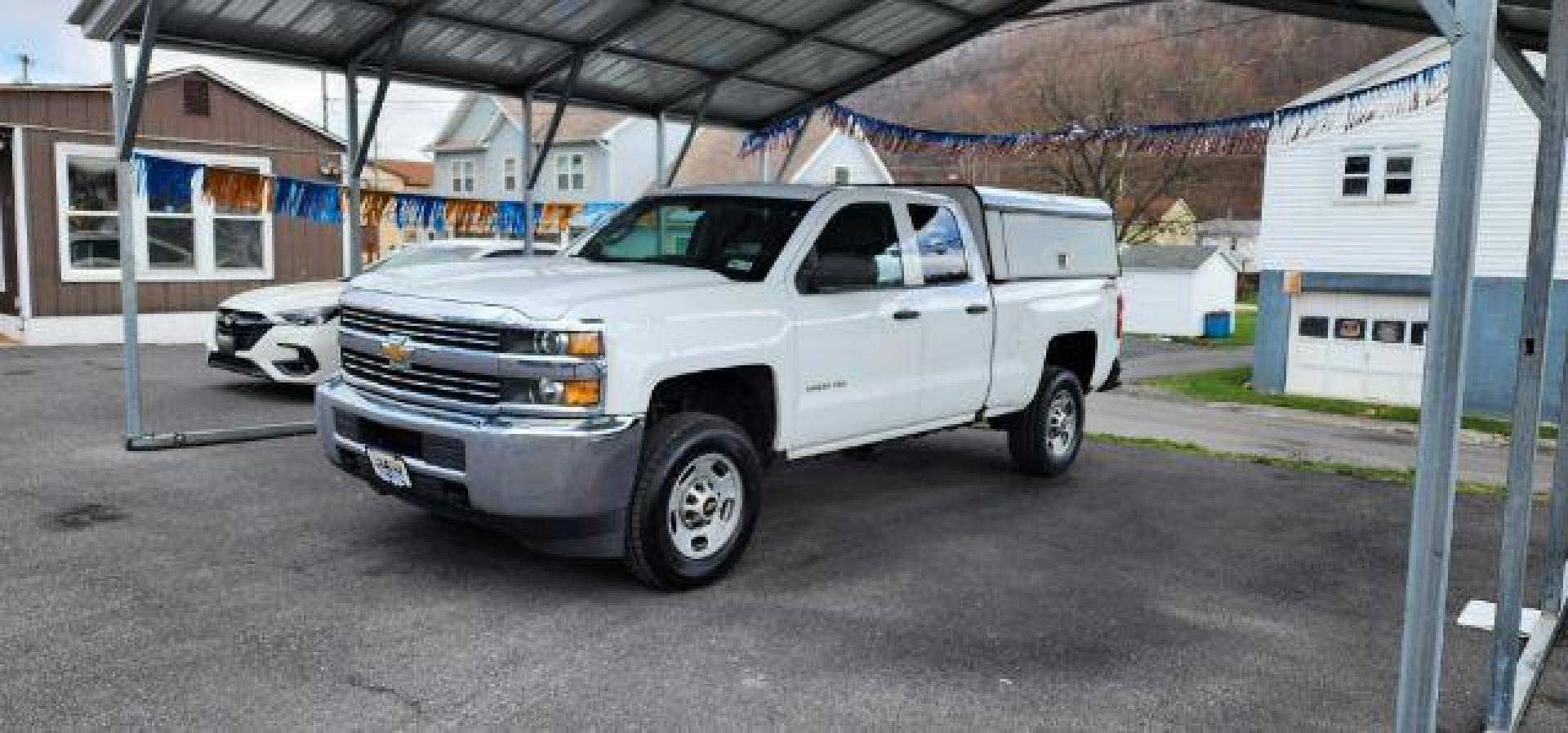 2018 WHITE /Dark Ash/Jet Black Chevrolet Silverado 2500HD WT (1GC2KUEG8JZ) with an 6.0 V8 engine, AT transmission, located at 353 S. Mineral St., Keyser, WV, 26726, (304) 788-7887, 39.436451, -78.981674 - Photo#2