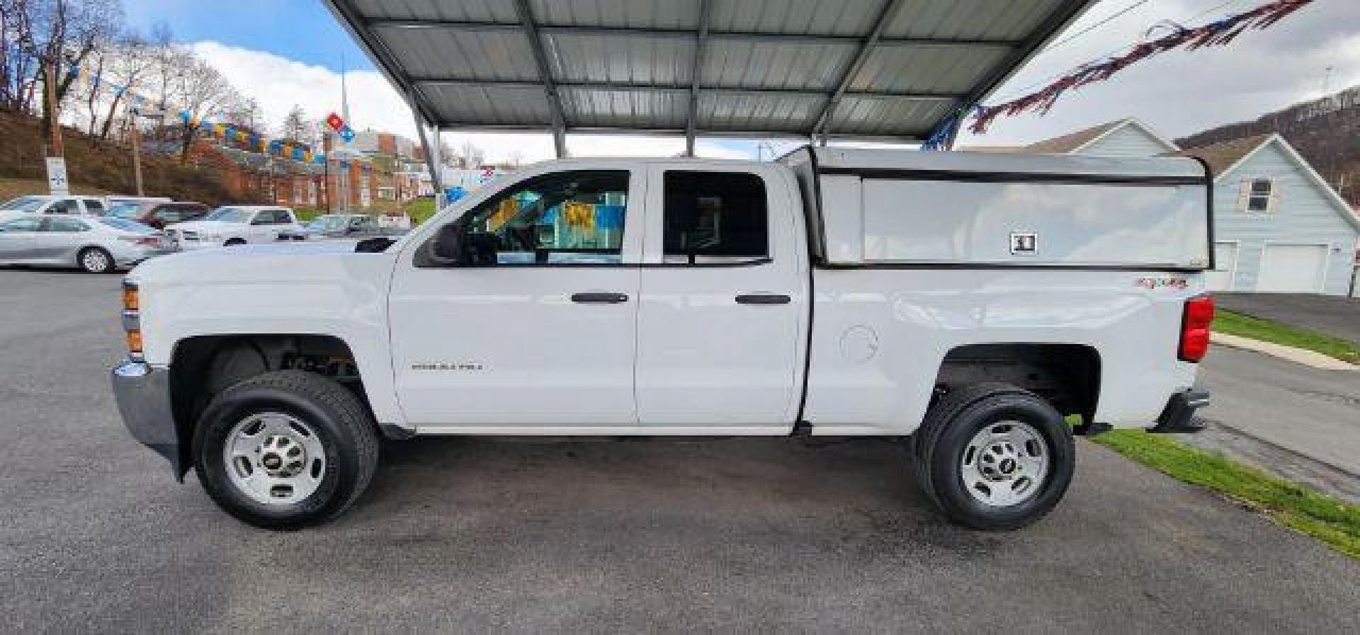 2018 WHITE /Dark Ash/Jet Black Chevrolet Silverado 2500HD WT (1GC2KUEG8JZ) with an 6.0 V8 engine, AT transmission, located at 353 S. Mineral St., Keyser, WV, 26726, (304) 788-7887, 39.436451, -78.981674 - Photo#3