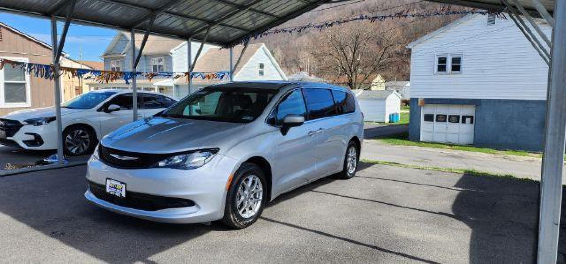 2022 SILVER /Black/Alloy/Black Chrysler Voyager LX (2C4RC1CG2NR) with an 3.6L V6 engine, AT transmission, located at 353 S. Mineral St., Keyser, WV, 26726, (304) 788-7887, 39.436451, -78.981674 - Photo#2