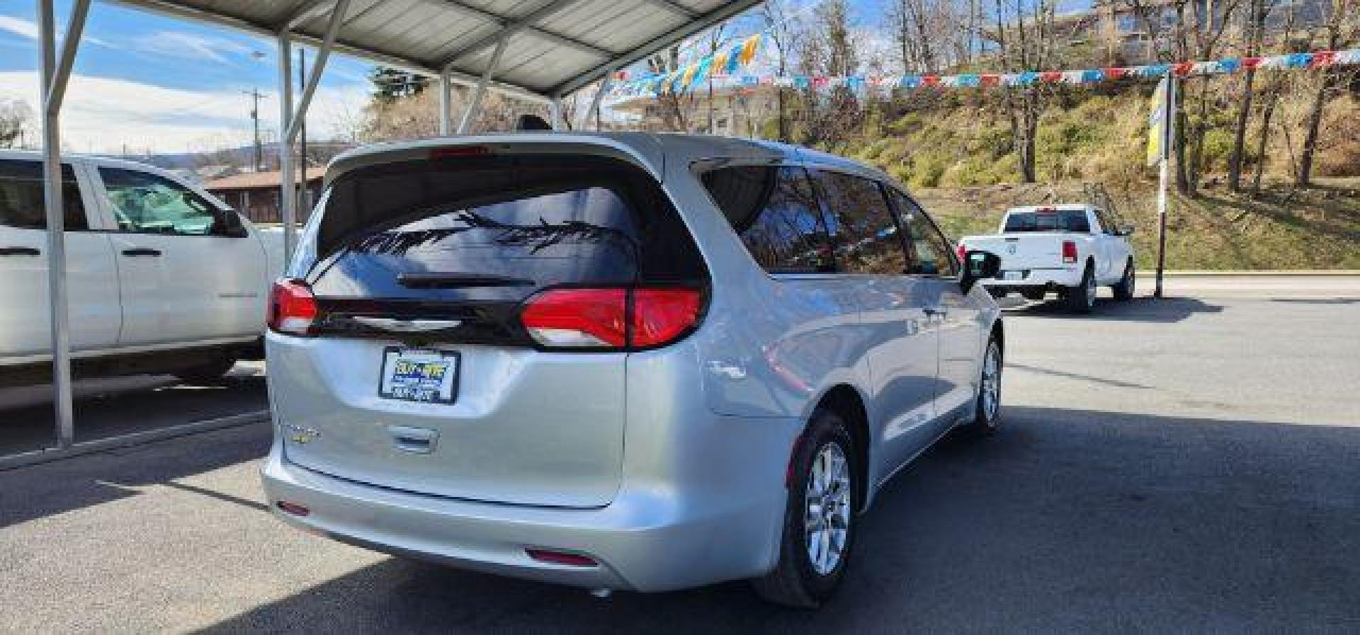 2022 SILVER /Black/Alloy/Black Chrysler Voyager LX (2C4RC1CG2NR) with an 3.6L V6 engine, AT transmission, located at 353 S. Mineral St., Keyser, WV, 26726, (304) 788-7887, 39.436451, -78.981674 - Photo#12