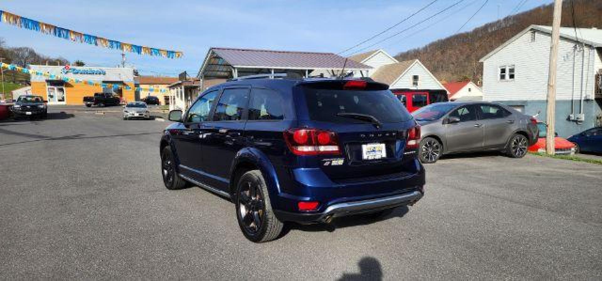 2018 BLUE /Black Dodge Journey Crossroad AWD (3C4PDDGG3JT) with an 3.6L V6 engine, AT transmission, located at 353 S. Mineral St., Keyser, WV, 26726, (304) 788-7887, 39.436451, -78.981674 - Photo#9