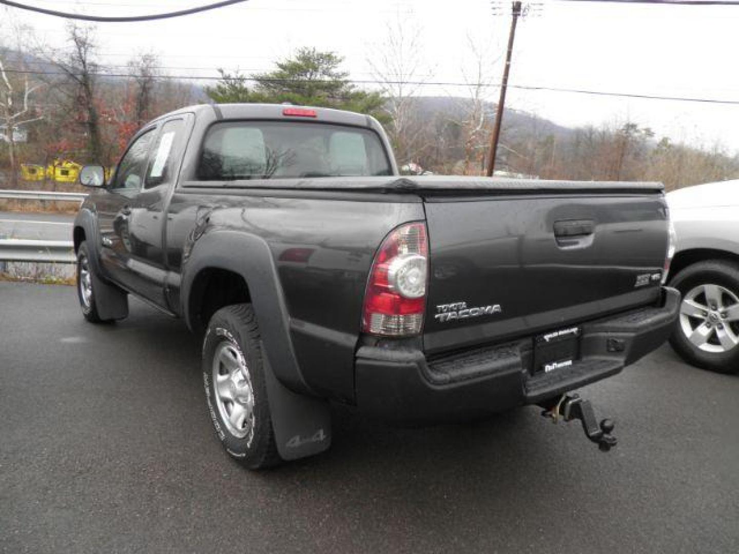 2010 Gray Toyota Tacoma Base V6 (5TEUU4EN5AZ) with an 4.0L V6 engine, AT transmission, located at 353 S. Mineral St., Keyser, WV, 26726, (304) 788-7887, 39.436451, -78.981674 - Photo#3