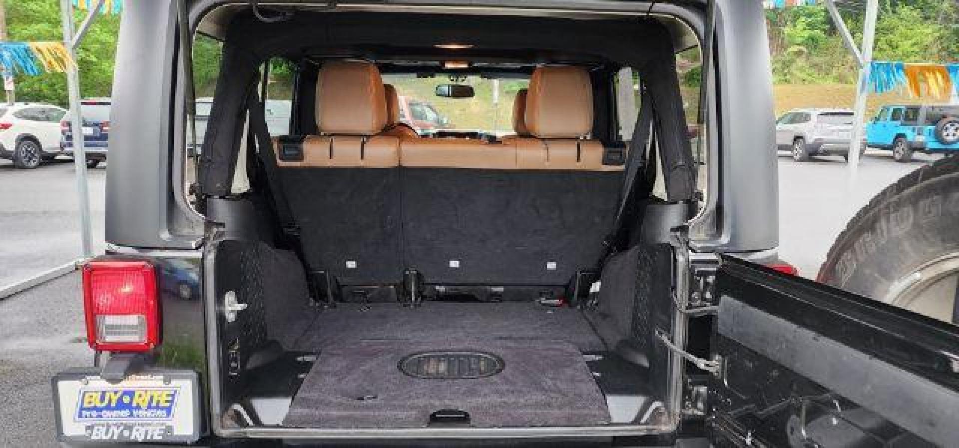 2015 BLACK /Dark Saddle/Black Jeep Wrangler Unlimited Sahara (1C4BJWEG2FL) with an 3.6L V6 engine, AT transmission, located at 353 S. Mineral St., Keyser, WV, 26726, (304) 788-7887, 39.436451, -78.981674 - Photo#10