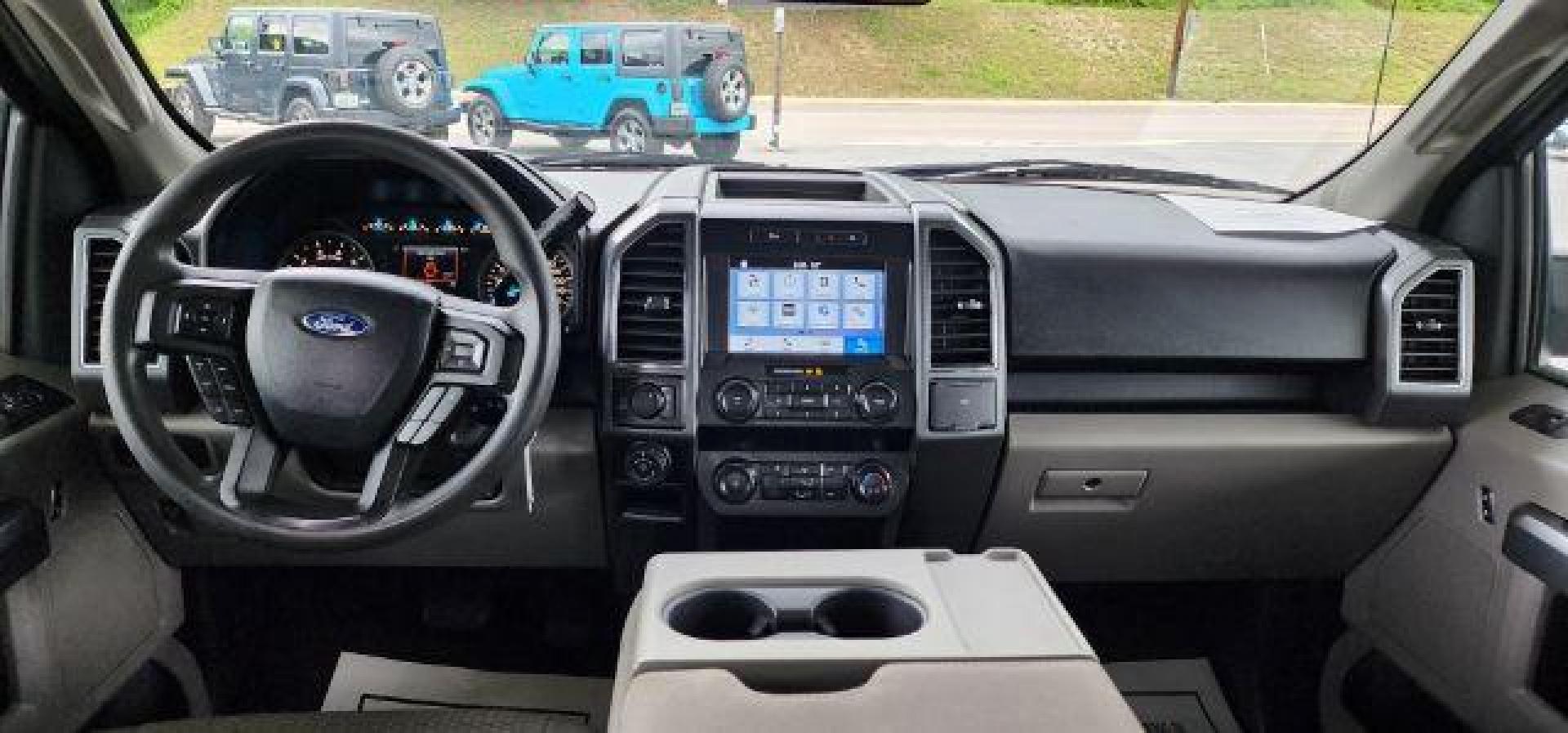 2019 BLACK /Medium Earth Gray Ford F-150 XLT (1FTFW1E59KK) with an 5.0L V8 engine, AT transmission, located at 353 S. Mineral St., Keyser, WV, 26726, (304) 788-7887, 39.436451, -78.981674- Photo#6