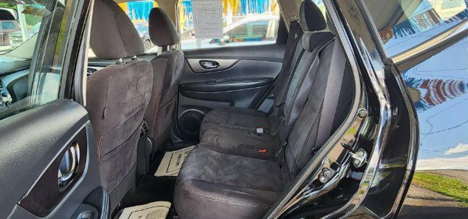 2015 BLACK /Charcoal, cloth NISSAN ROGUE S AWD (KNMAT2MV9FP) with an 2.5 L4 engine, AT transmission, located at 353 S. Mineral St., Keyser, WV, 26726, (304) 788-7887, 39.436451, -78.981674- Photo#7
