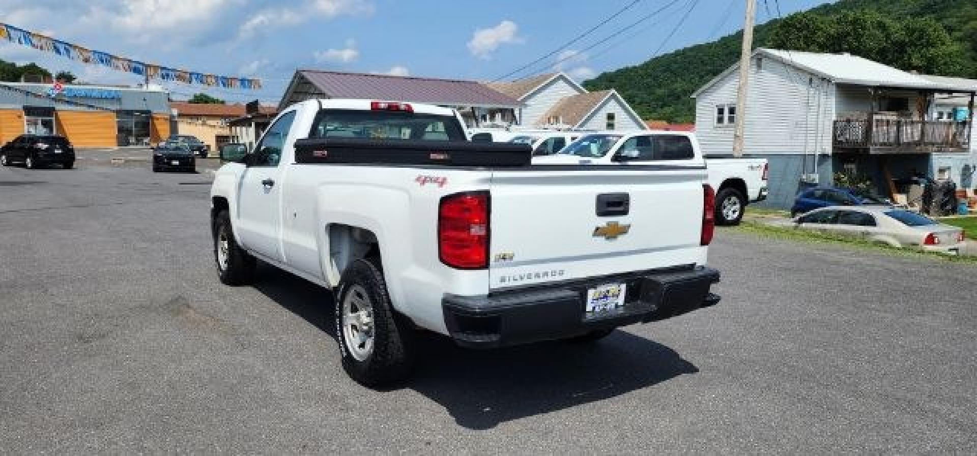 2015 WHITE /Dark Ash/Jet Black Chevrolet Silverado 1500 WT (1GCNKPEH1FZ) with an 4.3L V6 engine, AT transmission, located at 353 S. Mineral St., Keyser, WV, 26726, (304) 788-7887, 39.436451, -78.981674- Photo#7