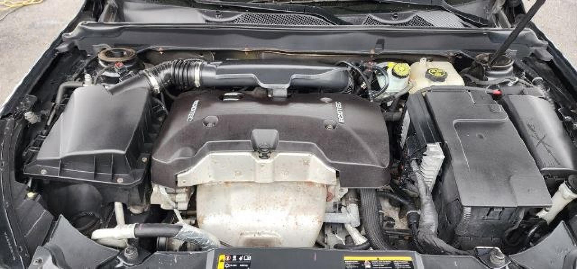 2014 GRAY /Jet Black Chevrolet Malibu 2LT (1G11E5SL5EF) with an 2.5 L4 engine, AT transmission, located at 353 S. Mineral St., Keyser, WV, 26726, (304) 788-7887, 39.436451, -78.981674- Photo#15