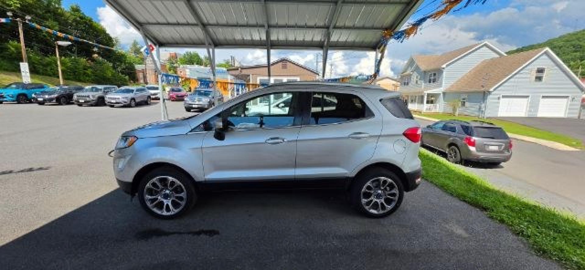 2018 SILVER /Ebony Black Ford EcoSport Titanium (MAJ6P1WL1JC) with an 2.0L engine, CVT transmission, located at 353 S. Mineral St., Keyser, WV, 26726, (304) 788-7887, 39.436451, -78.981674- Photo#2