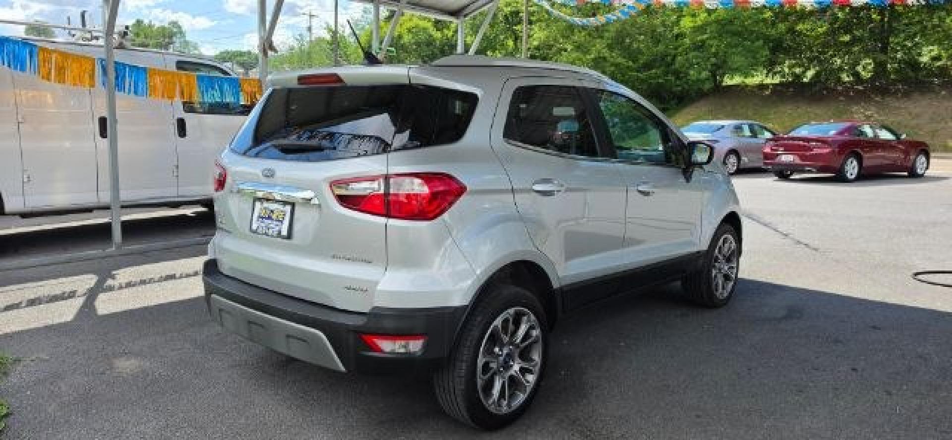 2018 SILVER /Ebony Black Ford EcoSport Titanium (MAJ6P1WL1JC) with an 2.0L engine, CVT transmission, located at 353 S. Mineral St., Keyser, WV, 26726, (304) 788-7887, 39.436451, -78.981674- Photo#10