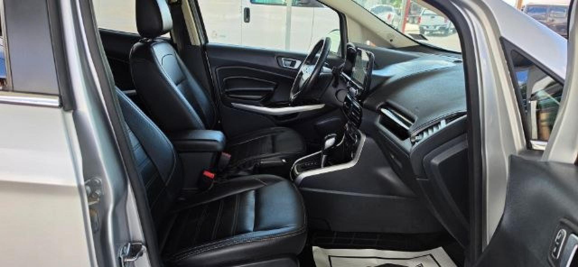 2018 SILVER /Ebony Black Ford EcoSport Titanium (MAJ6P1WL1JC) with an 2.0L engine, CVT transmission, located at 353 S. Mineral St., Keyser, WV, 26726, (304) 788-7887, 39.436451, -78.981674- Photo#13
