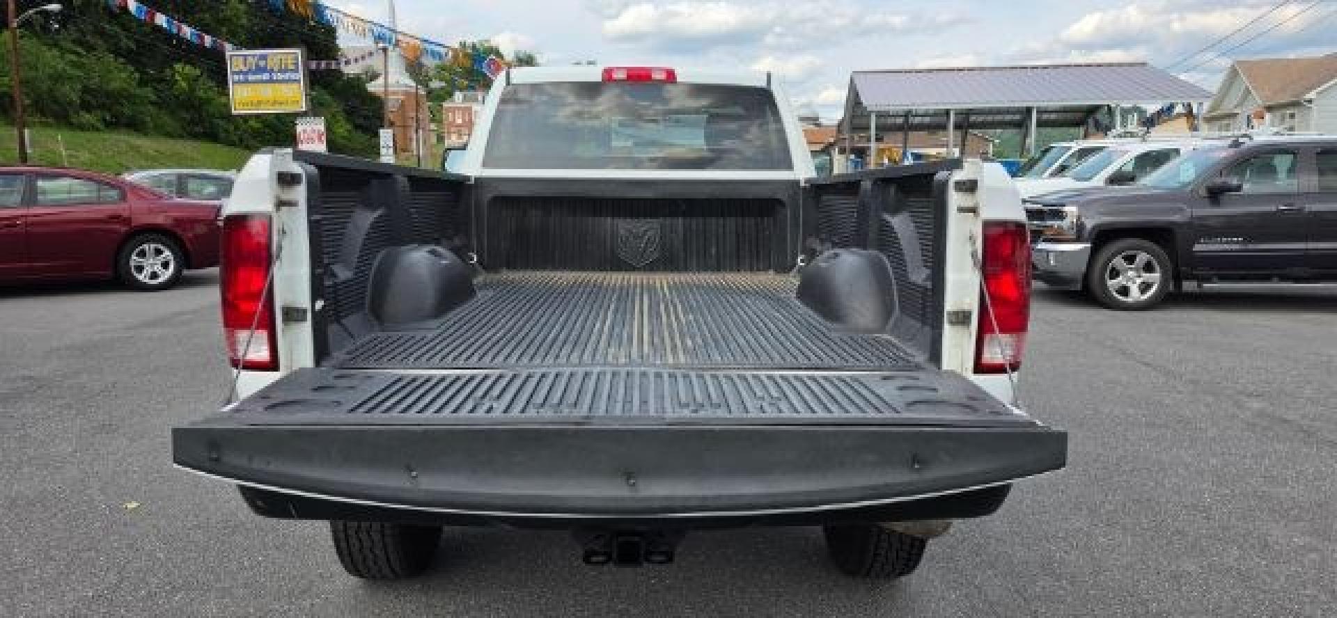 2012 WHITE /Medium Greystone/Dark Slate Ram 2500 ST (3C6LD5AT6CG) with an 5.7L V8 engine, AT transmission, located at 353 S. Mineral St., Keyser, WV, 26726, (304) 788-7887, 39.436451, -78.981674- Photo#9