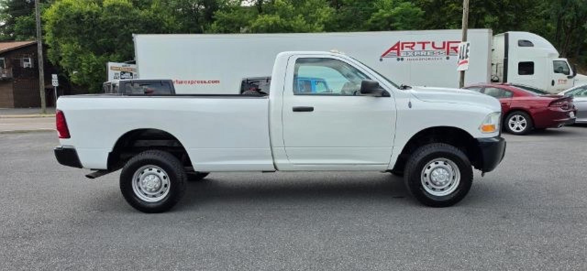 2012 WHITE /Medium Greystone/Dark Slate Ram 2500 ST (3C6LD5AT6CG) with an 5.7L V8 engine, AT transmission, located at 353 S. Mineral St., Keyser, WV, 26726, (304) 788-7887, 39.436451, -78.981674- Photo#11