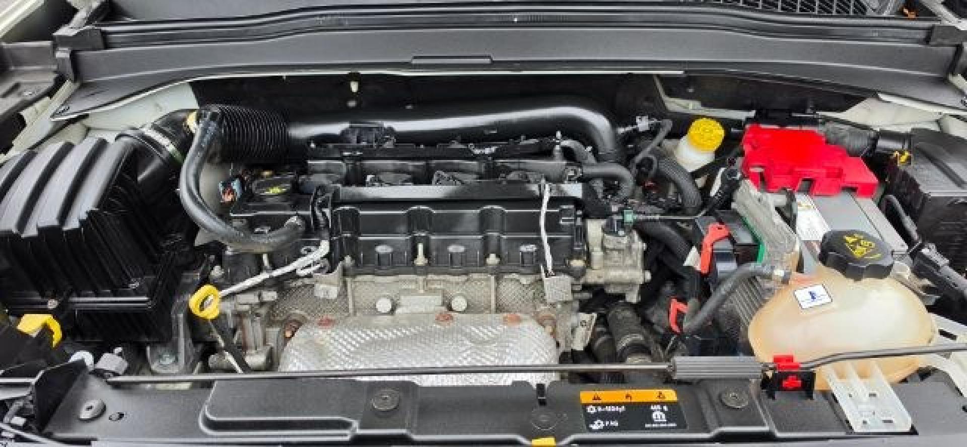 2020 WHITE /Sandstorm/Black Jeep Renegade Latitude 4x4 (ZACNJBBB4LP) with an 2.4L L4 engine, AT transmission, located at 353 S. Mineral St., Keyser, WV, 26726, (304) 788-7887, 39.436451, -78.981674- Photo#15