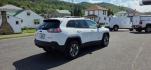 2019 WHITE /Black Jeep Cherokee Trailhawk 4x4 (1C4PJMBX4KD) with an 3.2L V6 engine, AT transmission, located at 353 S. Mineral St., Keyser, WV, 26726, (304) 788-7887, 39.436451, -78.981674- Photo#11