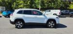 2019 WHITE /Black Jeep Cherokee Limited 4x4 (1C4PJMDX5KD) with an 3.2L V6 engine, AT transmission, located at 353 S. Mineral St., Keyser, WV, 26726, (304) 788-7887, 39.436451, -78.981674- Photo#12