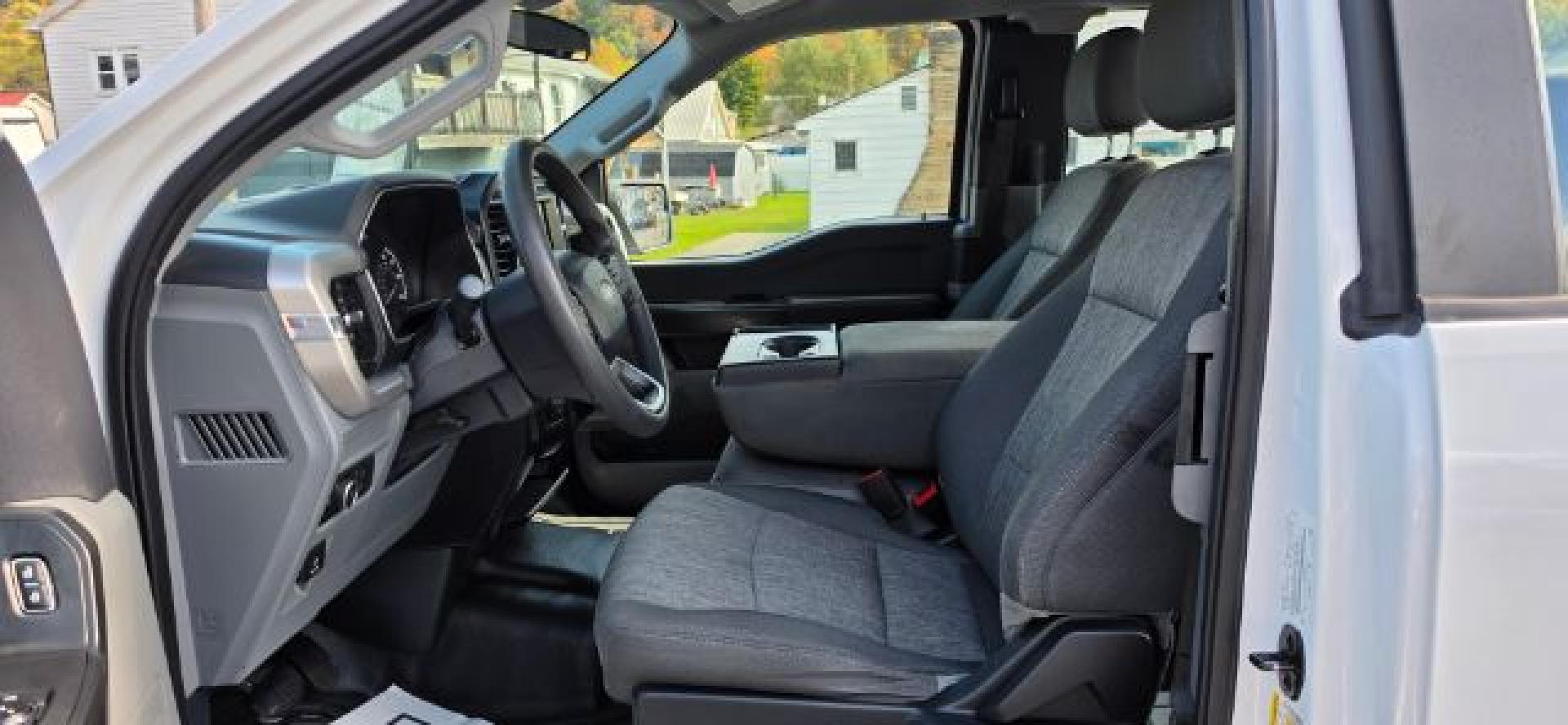 2022 WHITE /Black w/Medium Dark Slate Ford F-150 XL (1FTEX1EP3NK) with an 2.7L V6 engine, AT transmission, located at 353 S. Mineral St., Keyser, WV, 26726, (304) 788-7887, 39.436451, -78.981674- Photo#3