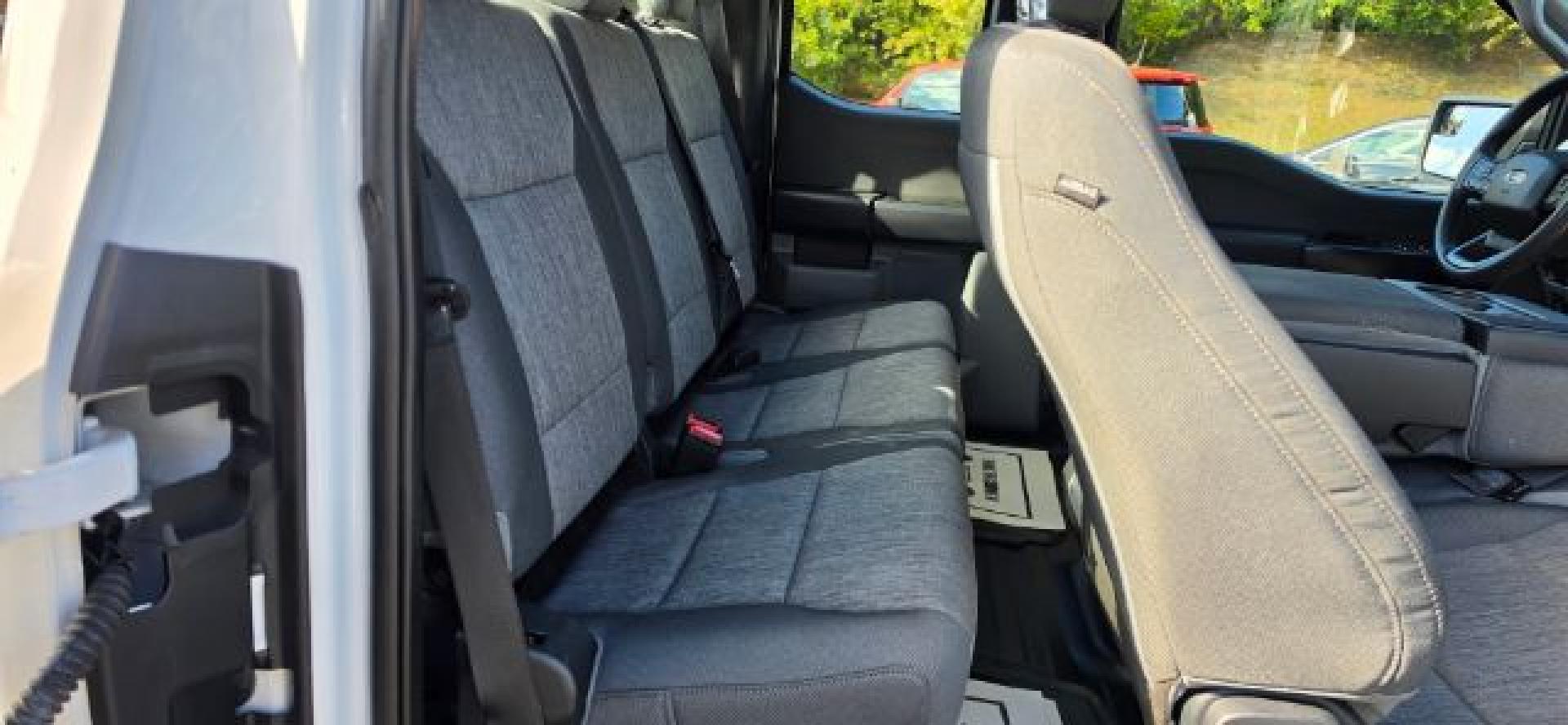 2022 WHITE /Black w/Medium Dark Slate Ford F-150 XL (1FTEX1EP3NK) with an 2.7L V6 engine, AT transmission, located at 353 S. Mineral St., Keyser, WV, 26726, (304) 788-7887, 39.436451, -78.981674- Photo#12