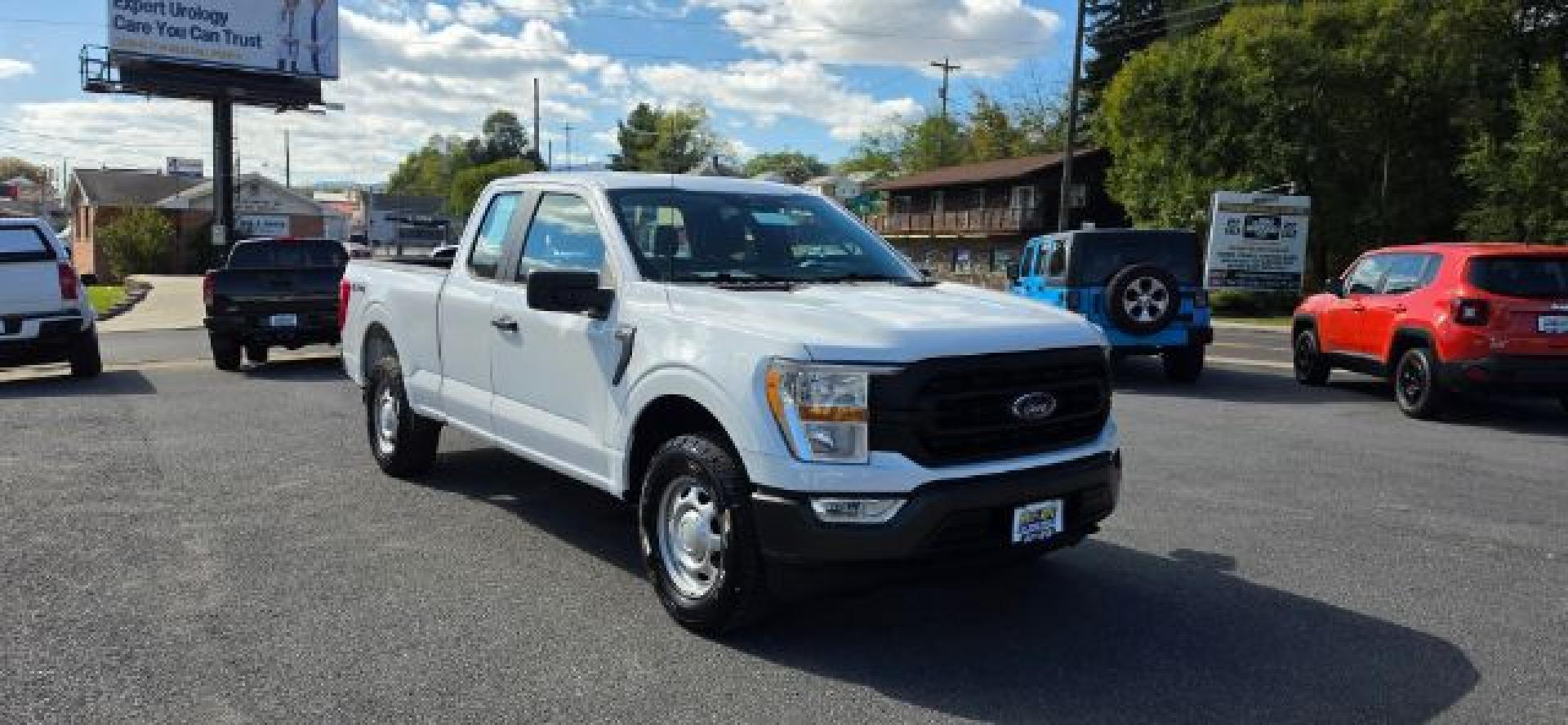 2022 WHITE /Black w/Medium Dark Slate Ford F-150 XL (1FTEX1EP3NK) with an 2.7L V6 engine, AT transmission, located at 353 S. Mineral St., Keyser, WV, 26726, (304) 788-7887, 39.436451, -78.981674- Photo#14